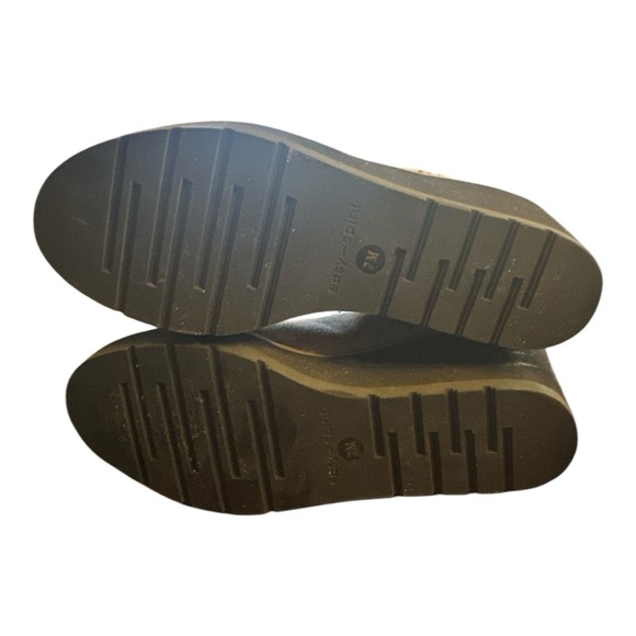 Easy Spirit Jayda Wedge Booties - Taupe - Size 7 - Picture 4 of 7